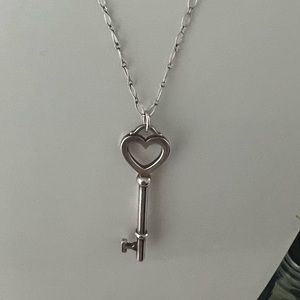 TIFFANY AND CO KEY WITH CHAIN